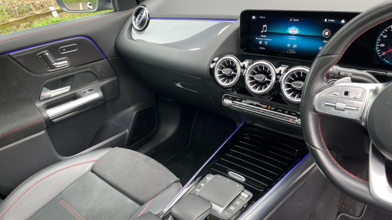 Mercedes-Benz GLA 200d AMG Line Premium Plus 5dr Auto Diesel Hatchback